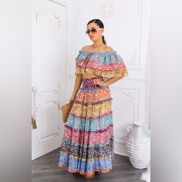 Multicolor Floral Maxi Skirt Set - Picture 10 of 12